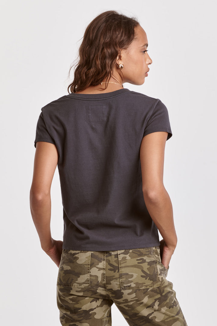 Vani V-neck Tee