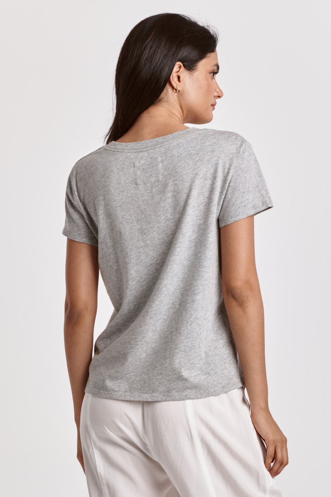 Vani V-neck Tee