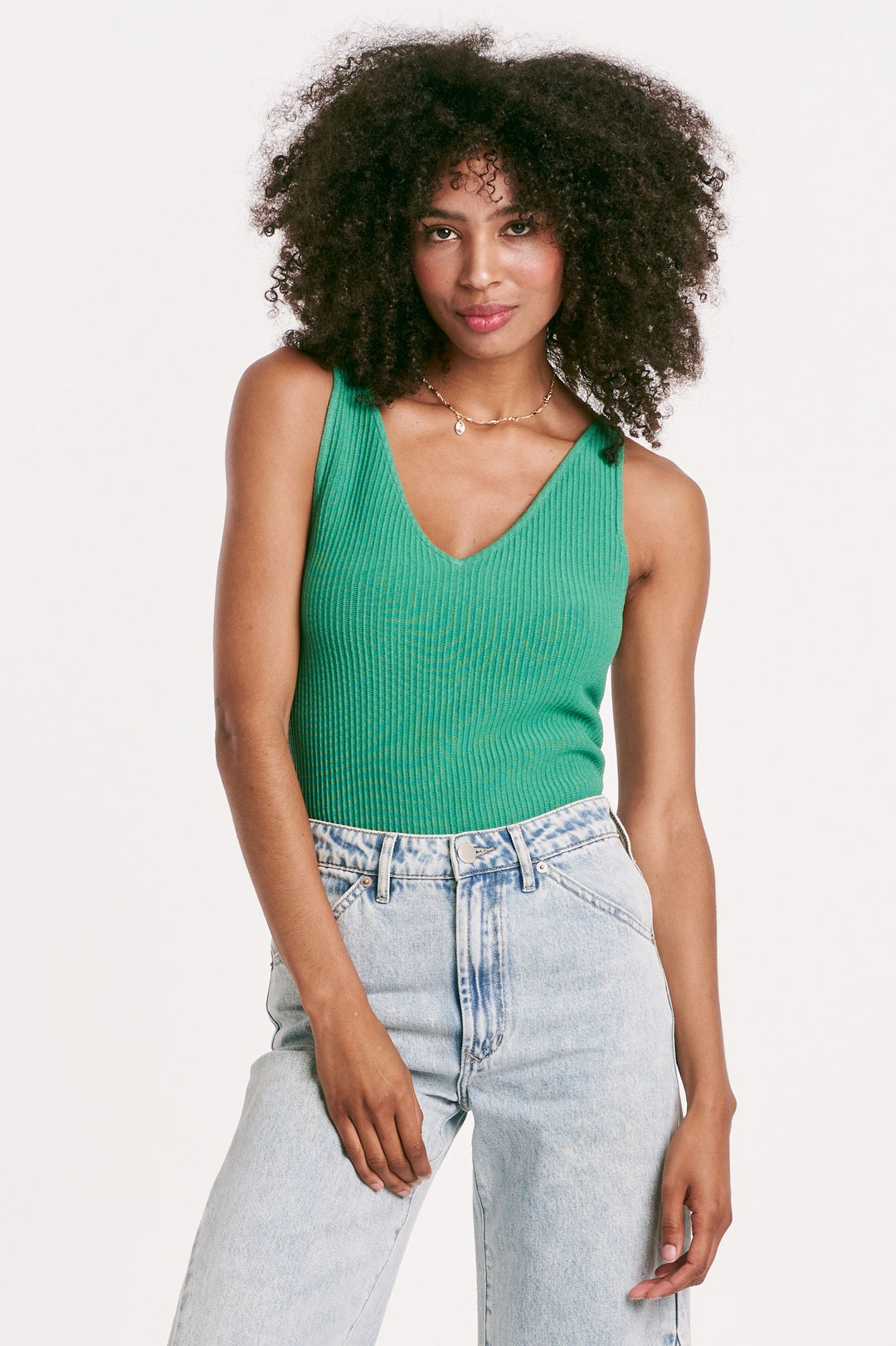 Noa V-Neck Sweater Tank - Garden Green